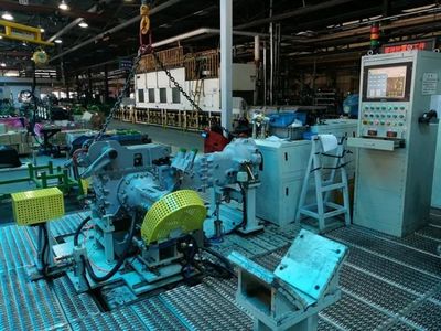 新增5E系列生產(chǎn)線&mdash;&mdash;迪爾寧波工廠打造卓越多功能拖拉機制造中心